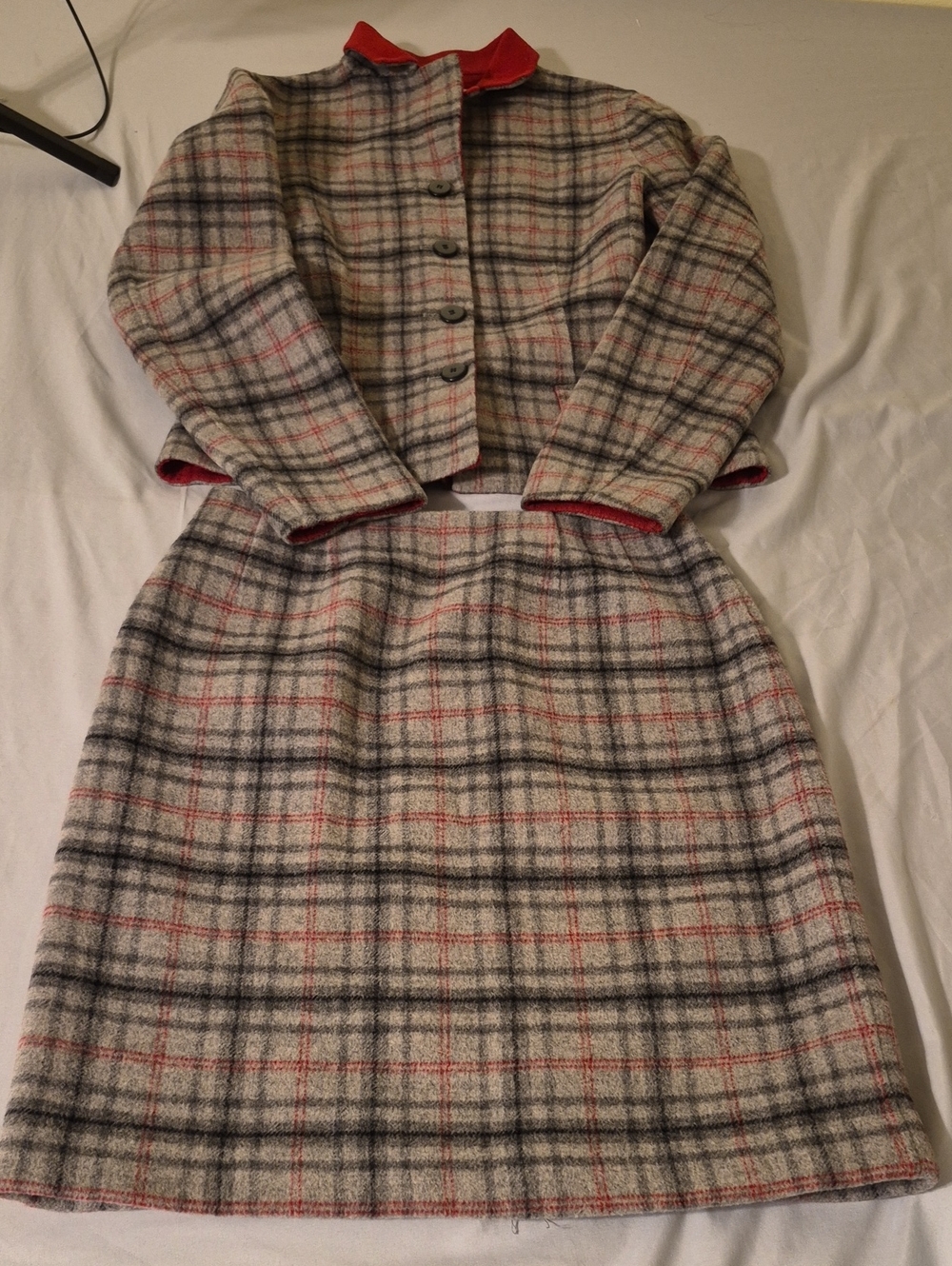 Vintage Wool Plaid Two-Piece Skirt Suit with Red Trim Size 2 Teri Jon